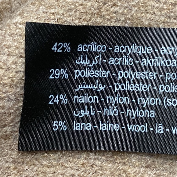 NWT. Zara Beige Wool Blend Fine Knit Beanie. Ref. 3739/215. - Picture 10 of 11